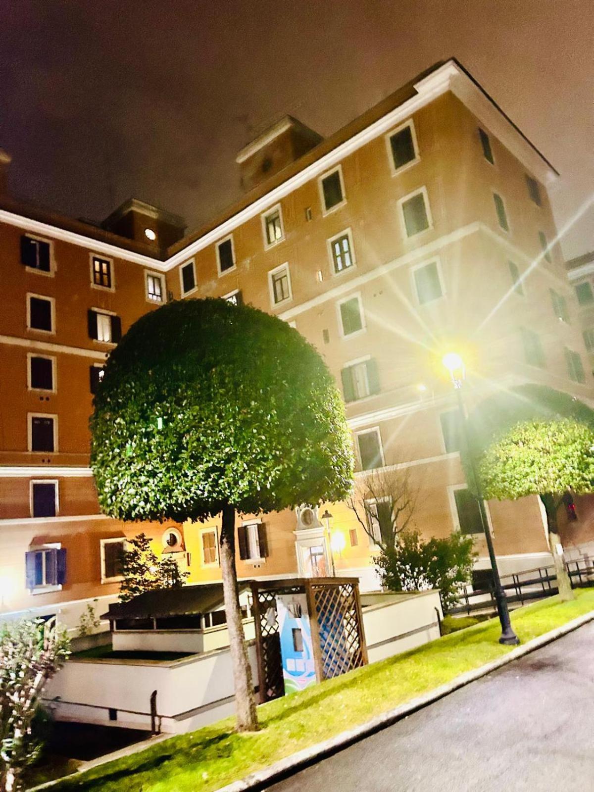 Fast Re Apartment Rom